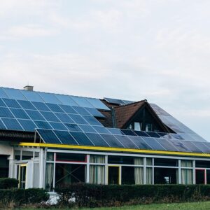 Kommer tid, kommer råd: Hvornår er det bedste tidspunkt at købe en brugt tesla?